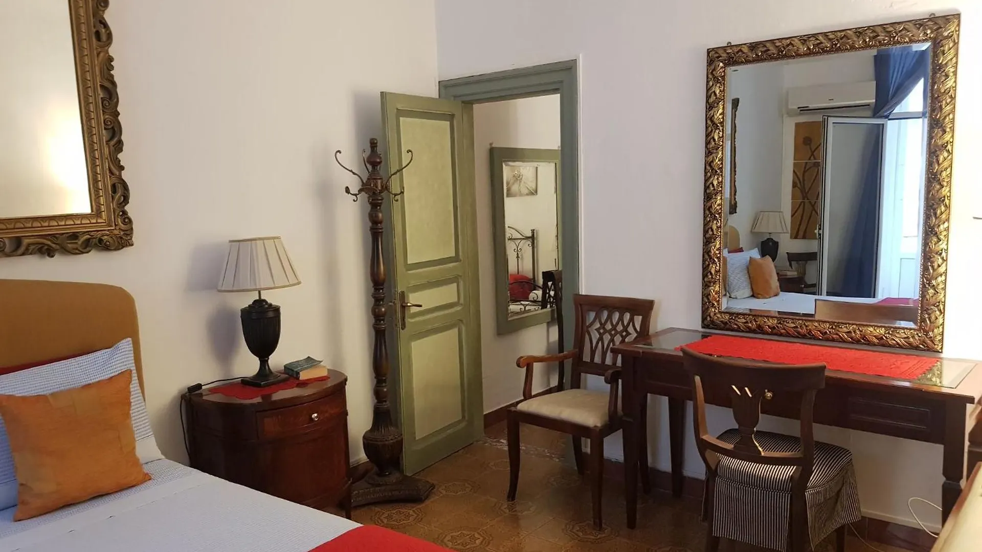 House Rodue The Historic Center Palermo Apartment 0*,  Italy