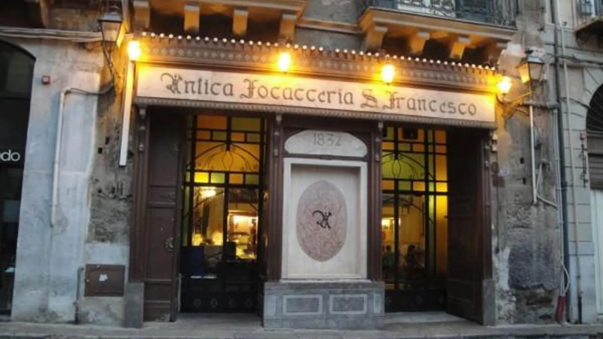 House Rodue The Historic Center Palermo Apartment