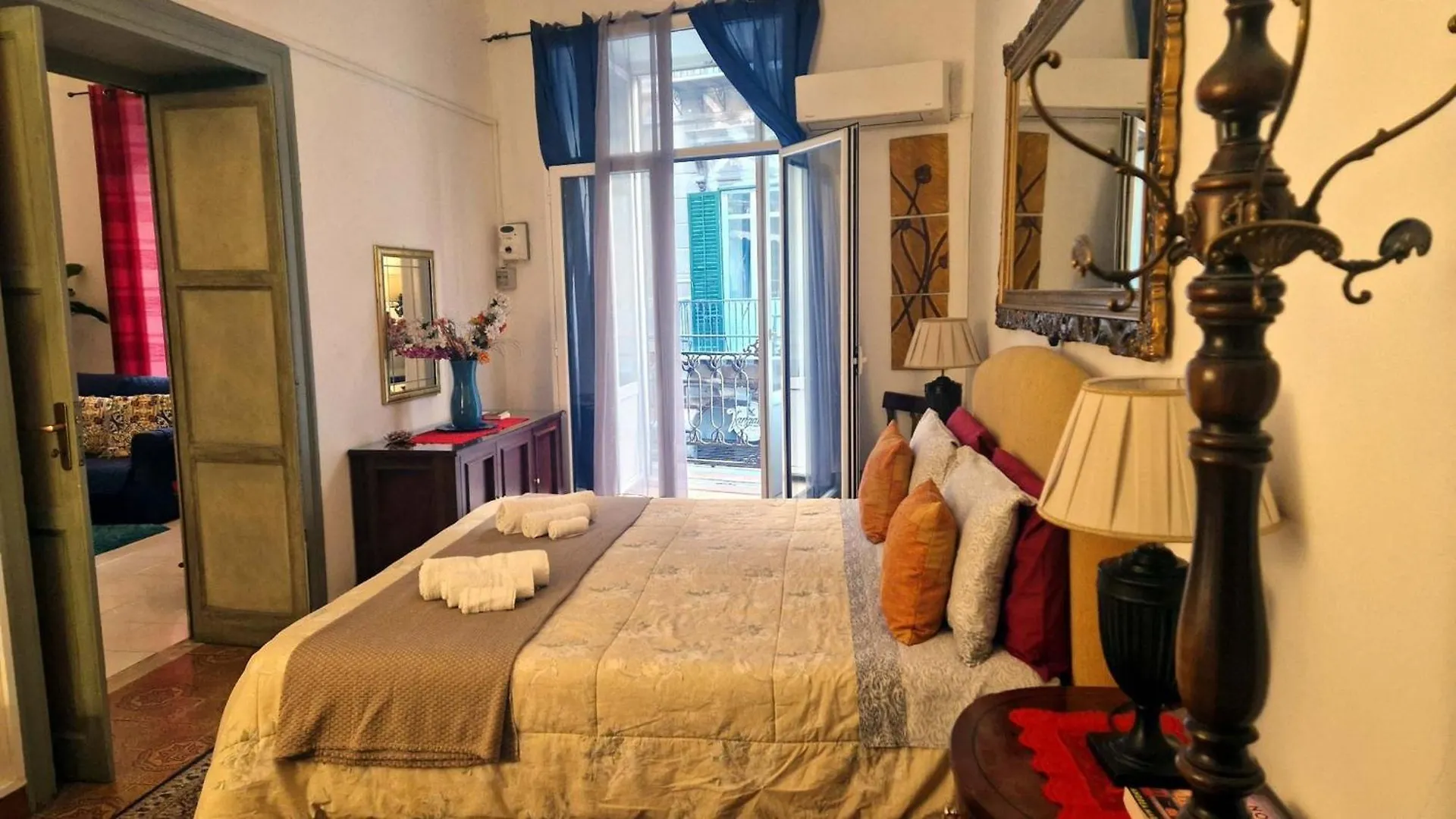 House Rodue The Historic Center Palermo Apartment