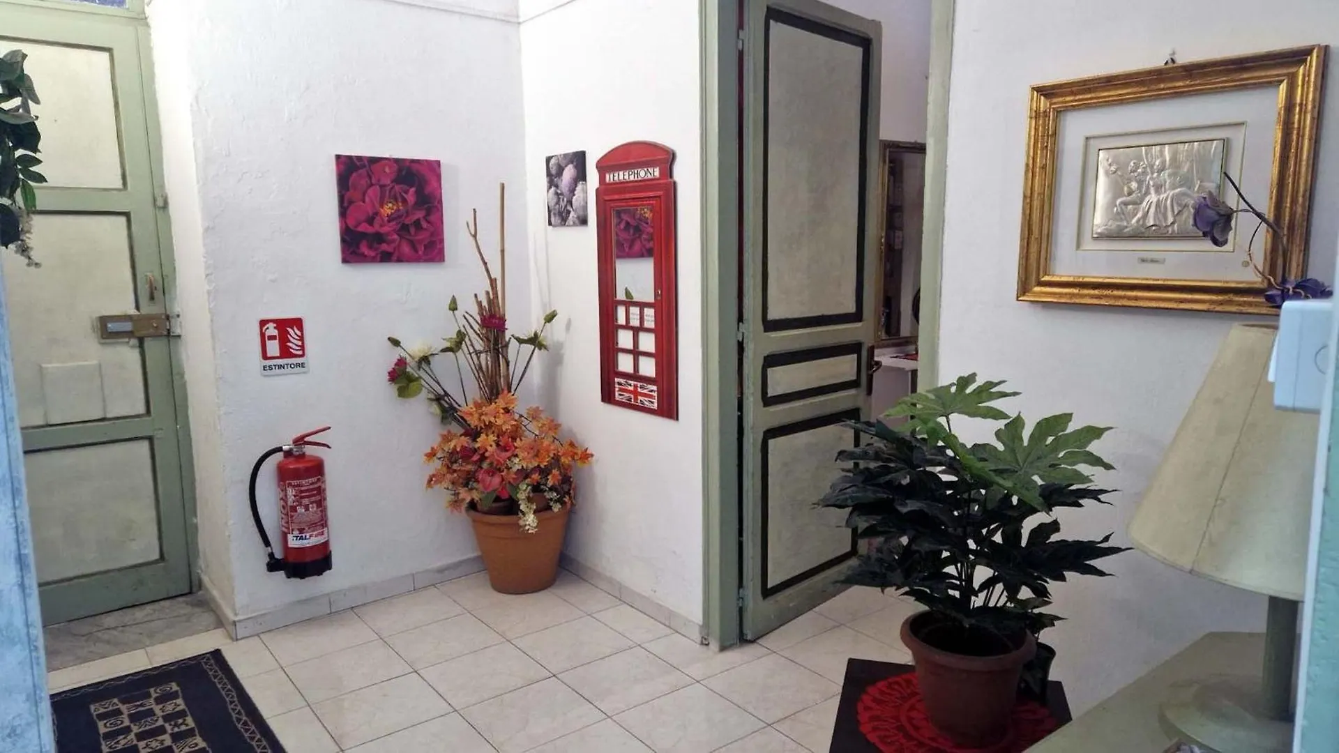 House Rodue The Historic Center Palermo Apartment