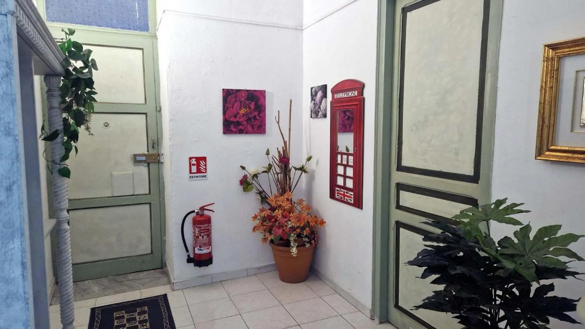 House Rodue The Historic Center Palermo Apartment